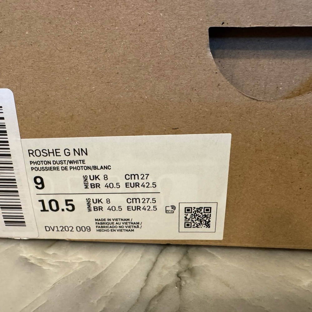 Nike Light Gray Golf Shoes - Picture 5 of 6